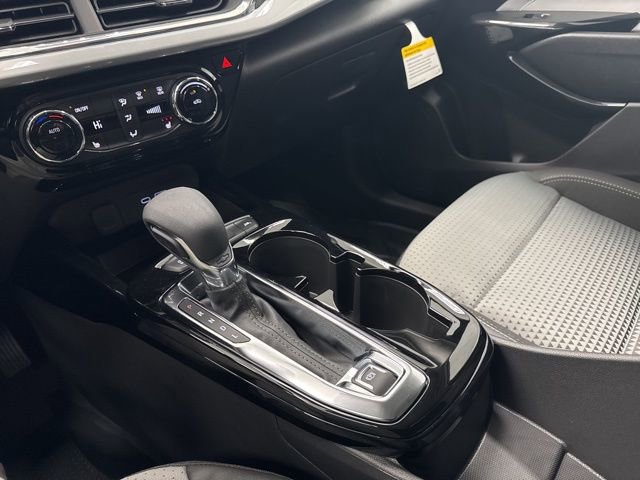New 2026 Chevrolet Trax LT w/ Driver Confidence Package image 20