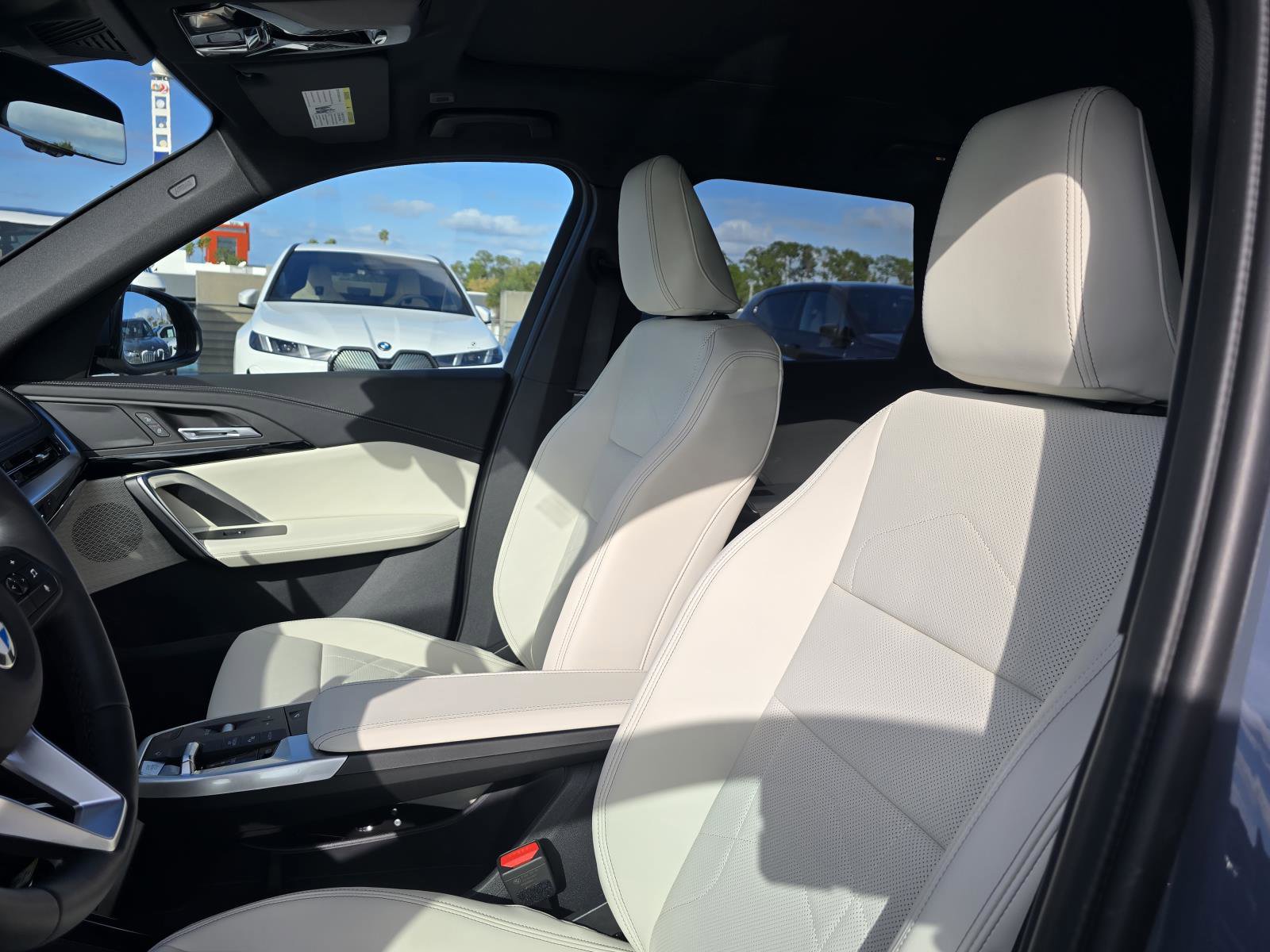 New 2026 BMW X1 xDrive28i w/ Technology Package image 14