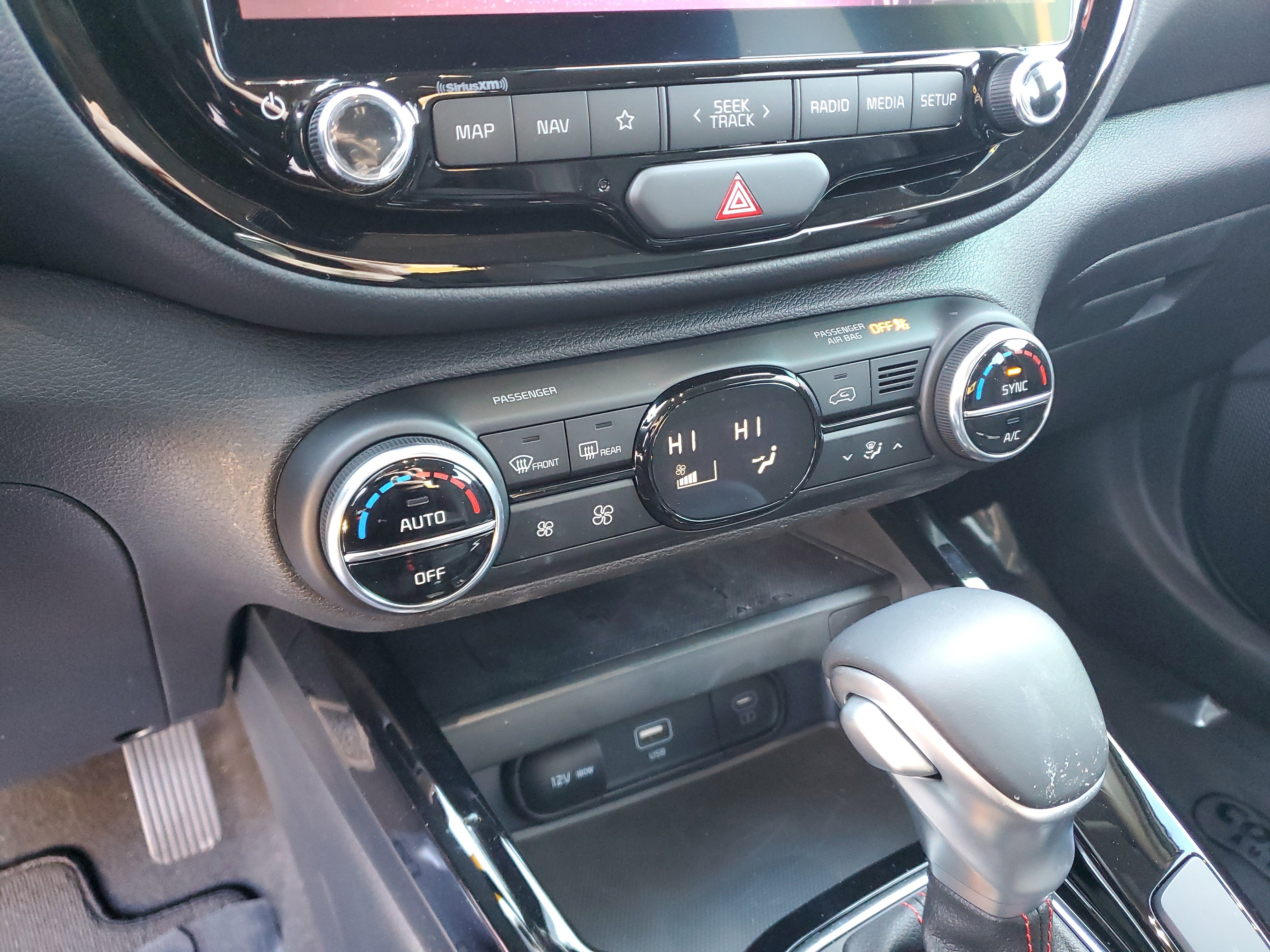 Used 2025 Kia Soul GT-Line image 24