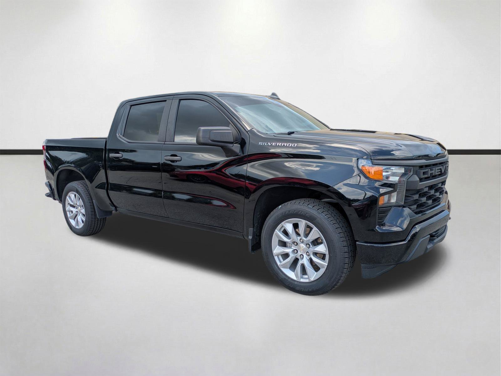 Used 2023 Chevrolet Silverado 1500 Custom RWD image 1