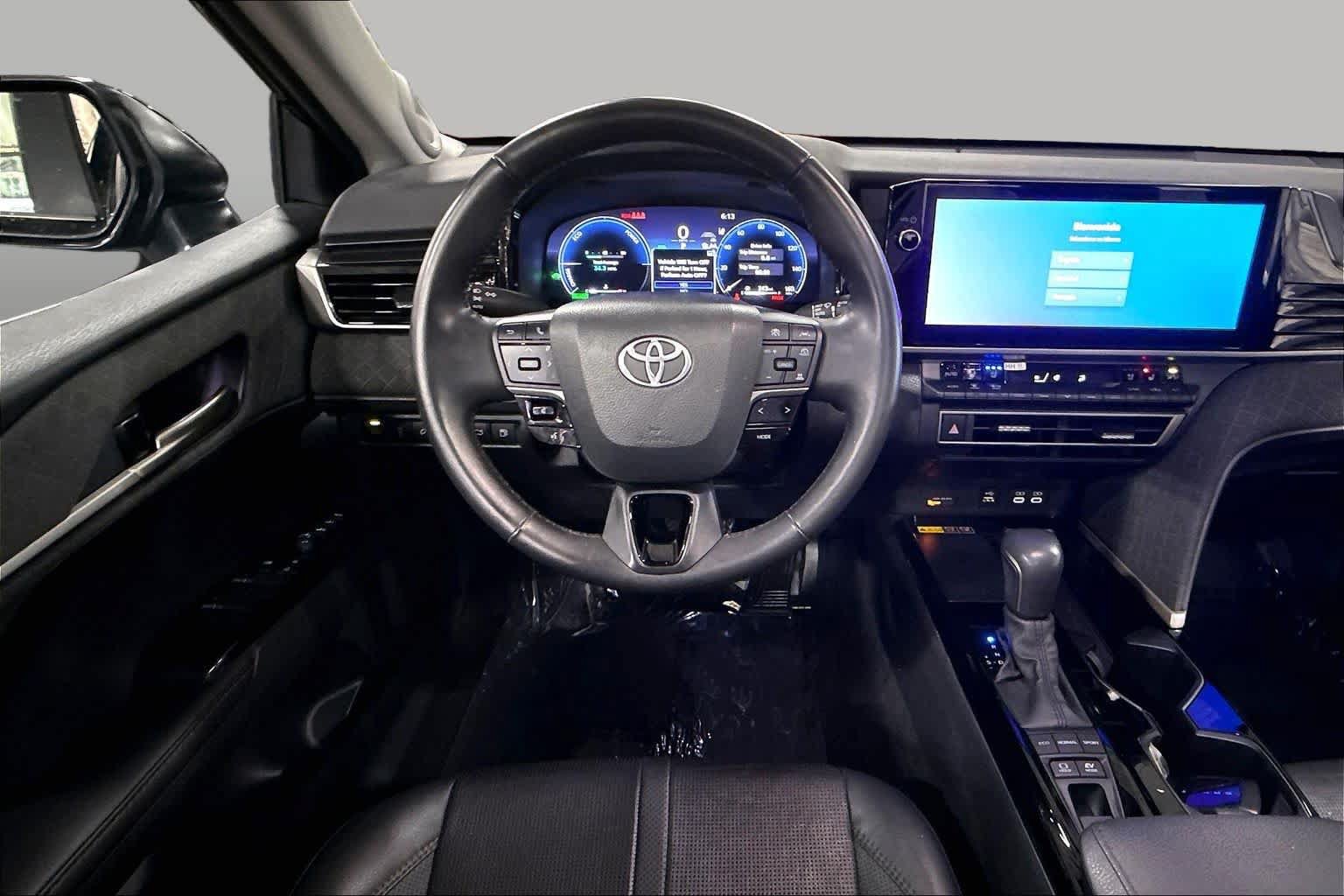 Used 2025 Toyota Camry XLE w/ Premium Package AWD/4WD image 6