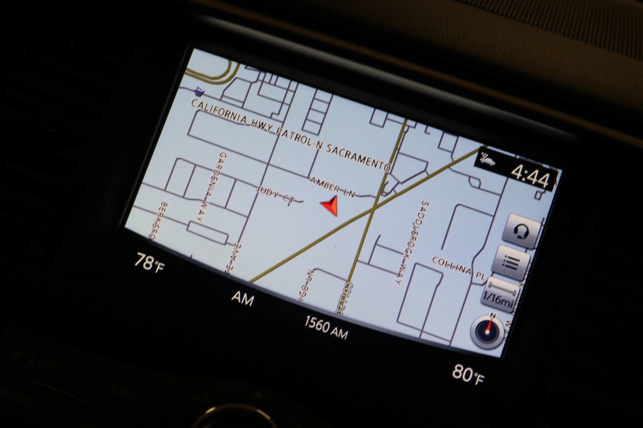 Used 2019 Nissan Armada SV w/ Driver Package AWD/4WD image 27