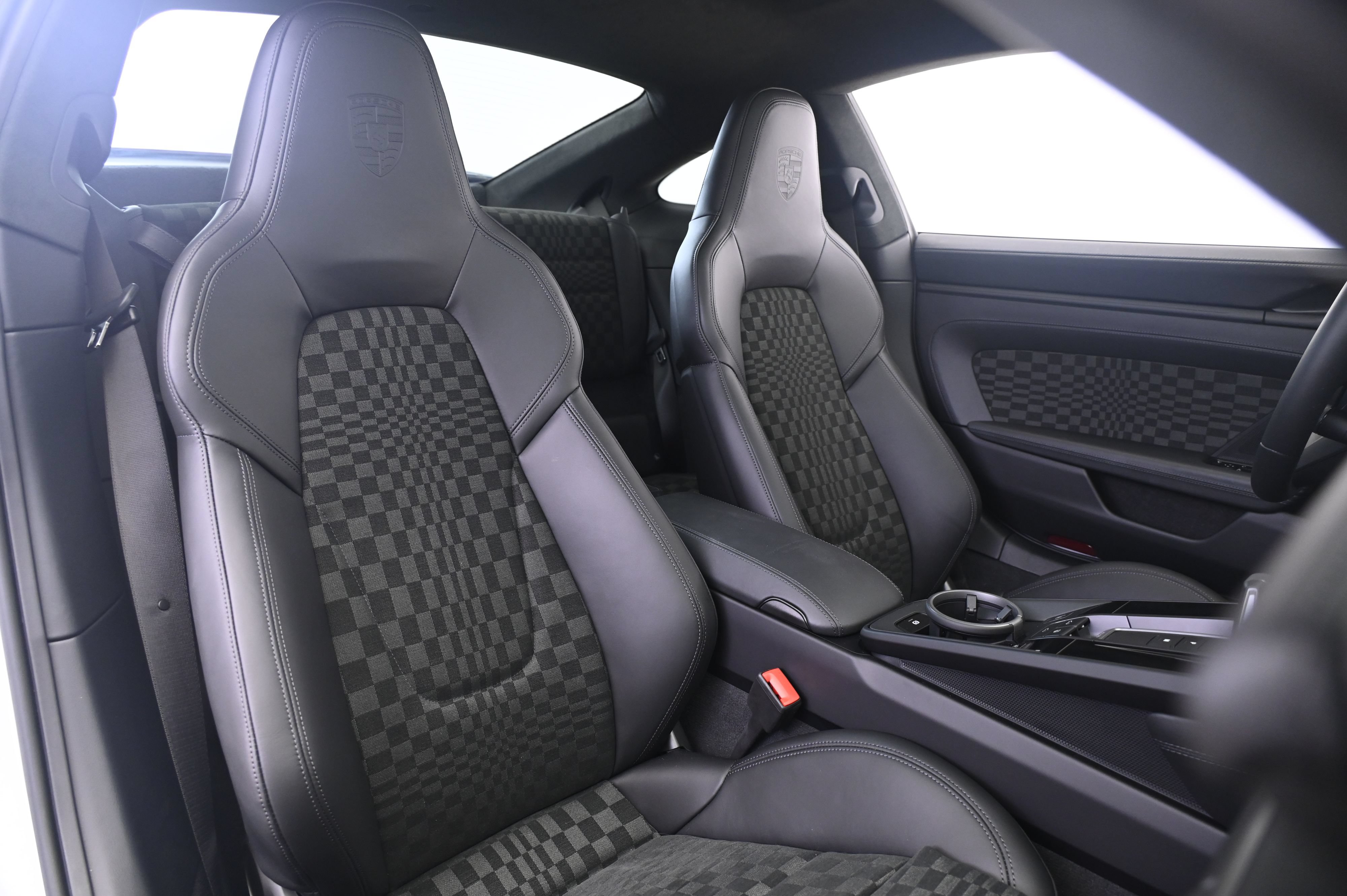 Certified 2026 Porsche 911 Carrera 4 GTS AWD/4WD image 20