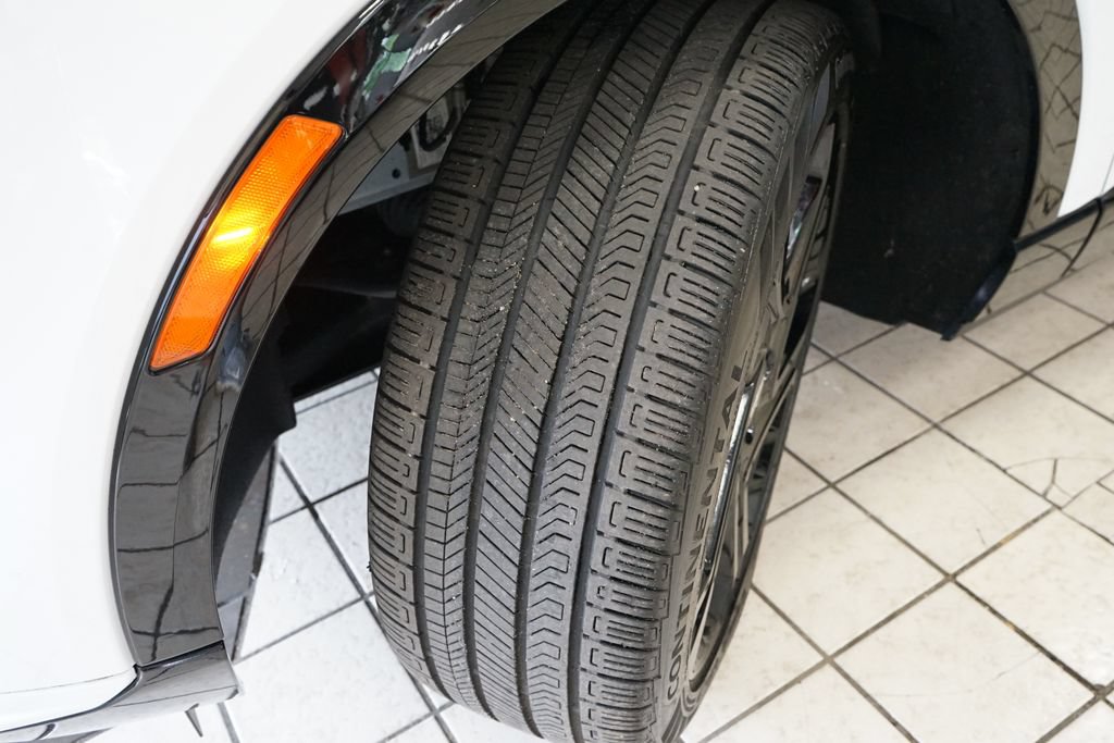 Used 2024 Chevrolet Equinox EV RS FWD image 64