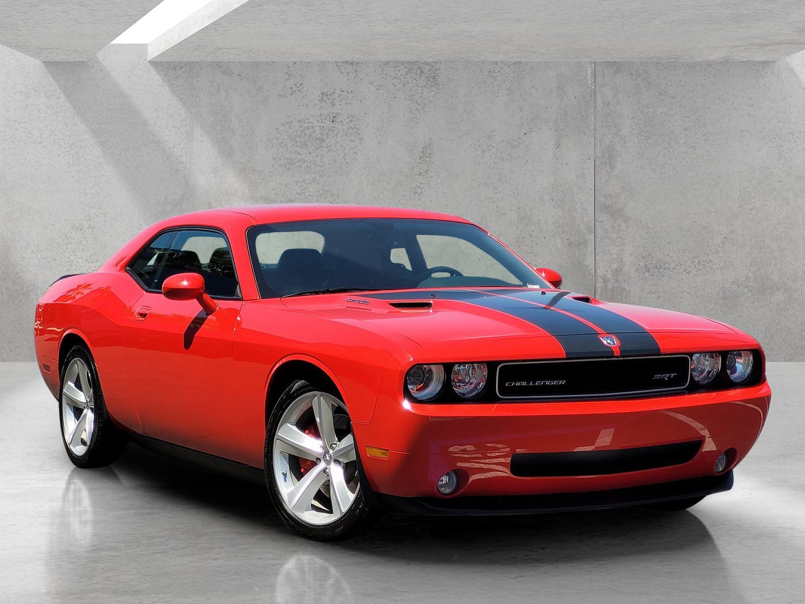 Used 2010 Dodge Challenger SRT8 w/ SRT Option Group II RWD image 1