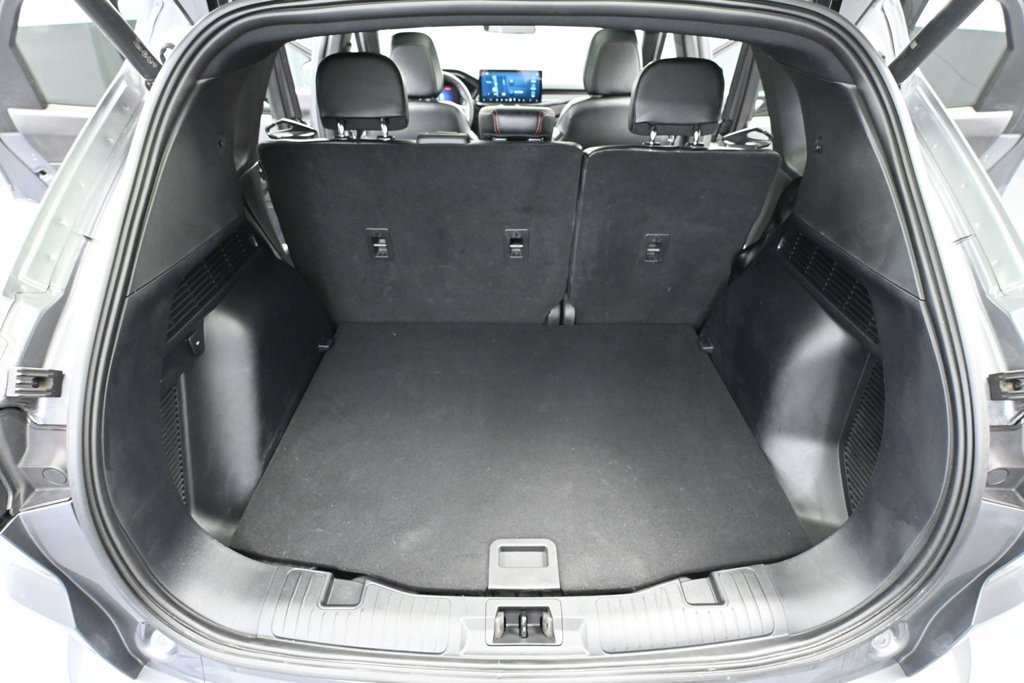 Used 2024 Ford Escape ST-Line w/ Tech Pack #1 AWD/4WD image 34