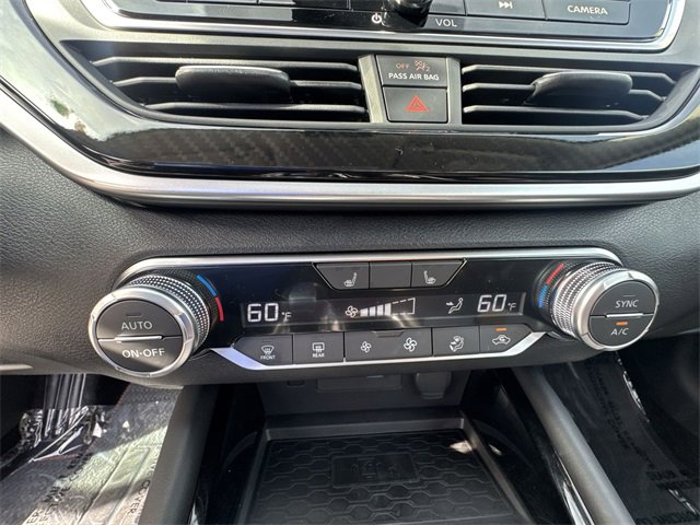 New 2025 Nissan Altima 2.5 SR w/ SR Premium Package image 18