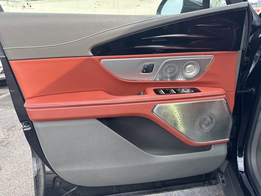 New 2024 Lincoln Nautilus Black Label w/ Jet Appearance Package (87T) image 49