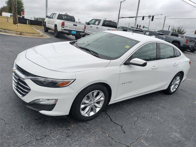 Used 2024 Chevrolet Malibu LT image 3