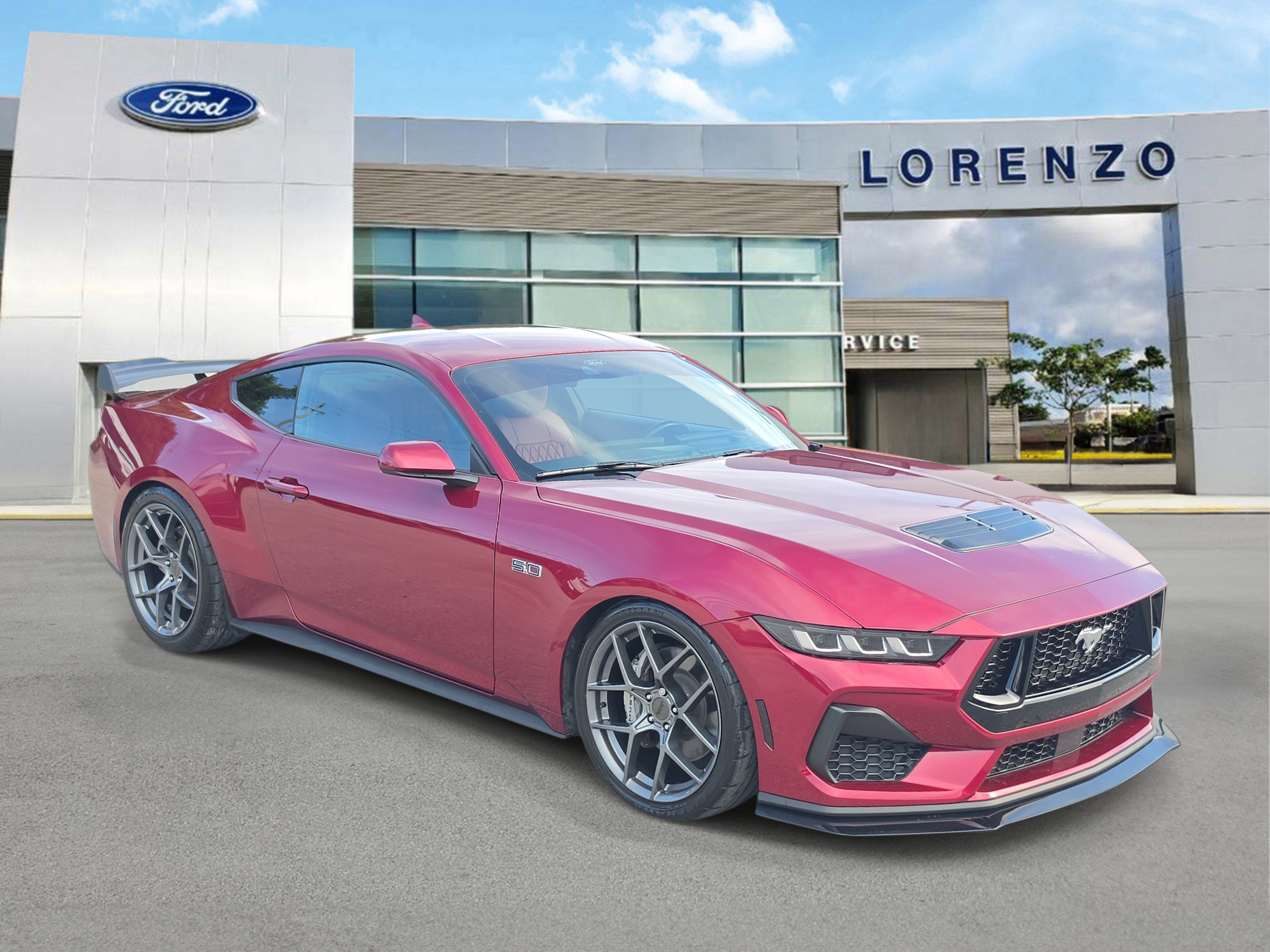 Used 2025 Ford Mustang GT RWD image 3