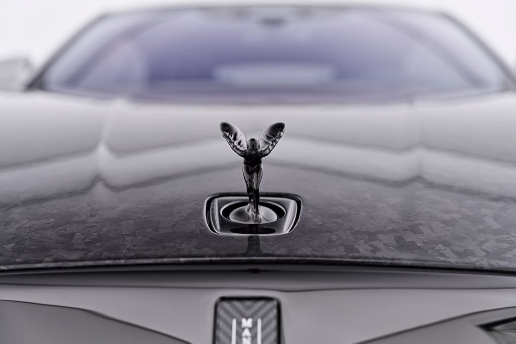 Used 2025 Rolls-Royce Spectre Black Badge AWD/4WD image 22