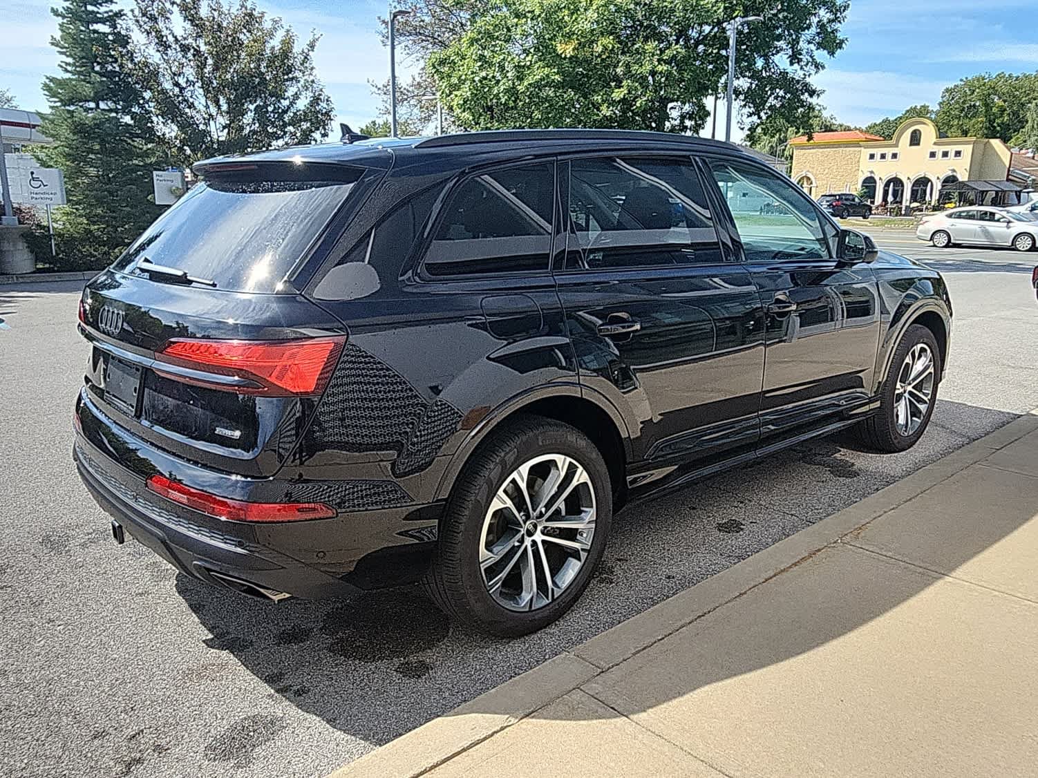 Used 2026 Audi Q7 3.0T Premium AWD/4WD image 26