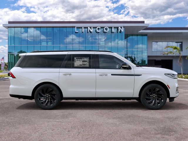 New 2027 Lincoln Navigator L Reserve w/ Jet Appearance Package RWD image 5