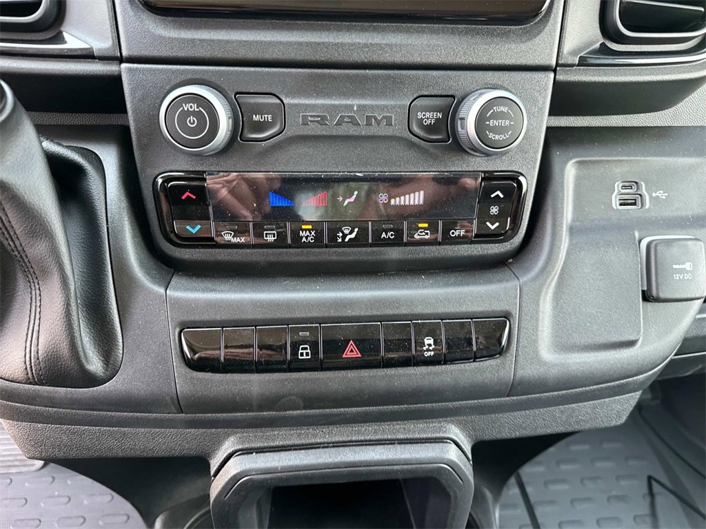 New 2024 RAM ProMaster 3500 w/ Convenience Group image 25