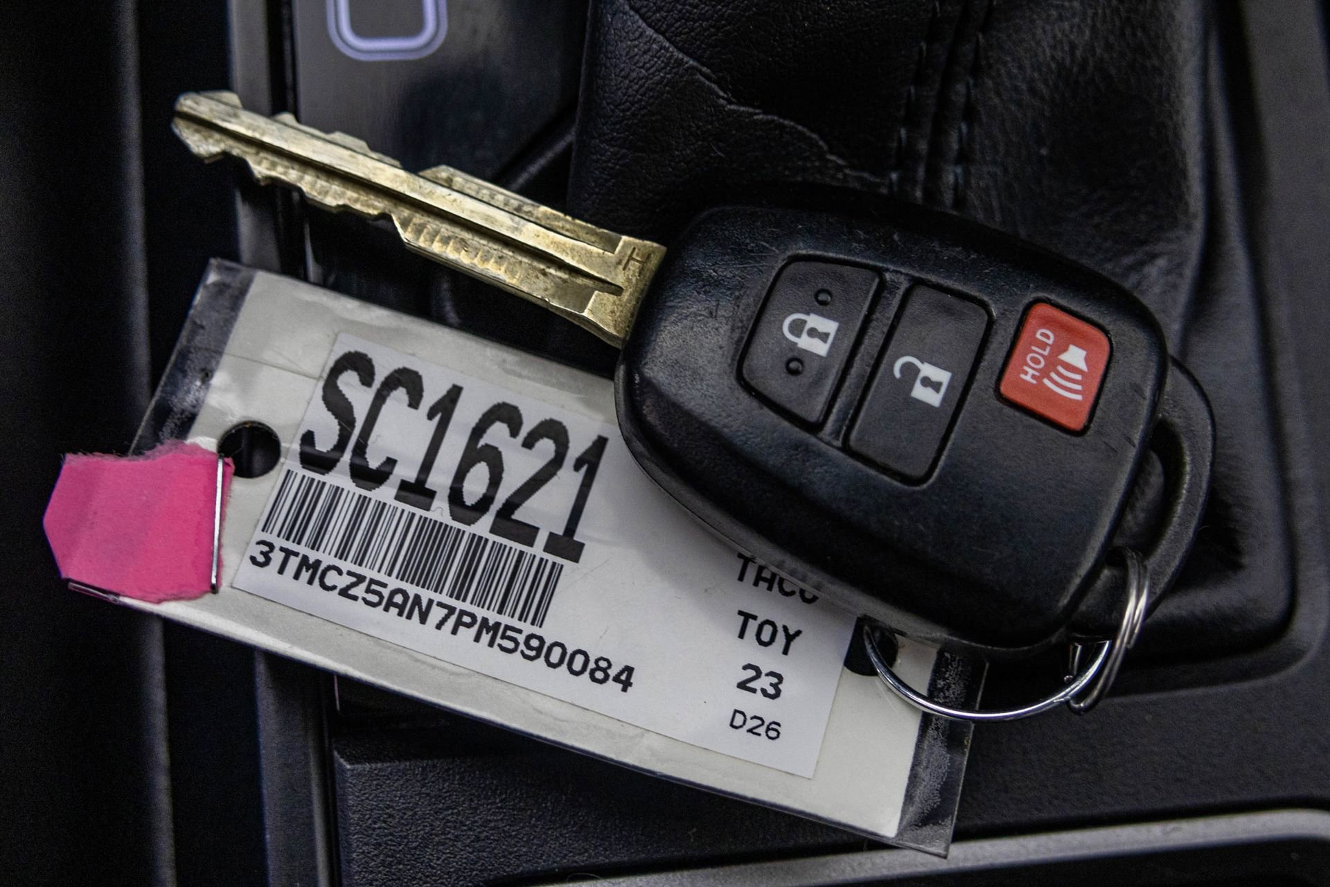 Used 2023 Toyota Tacoma SR AWD/4WD image 27