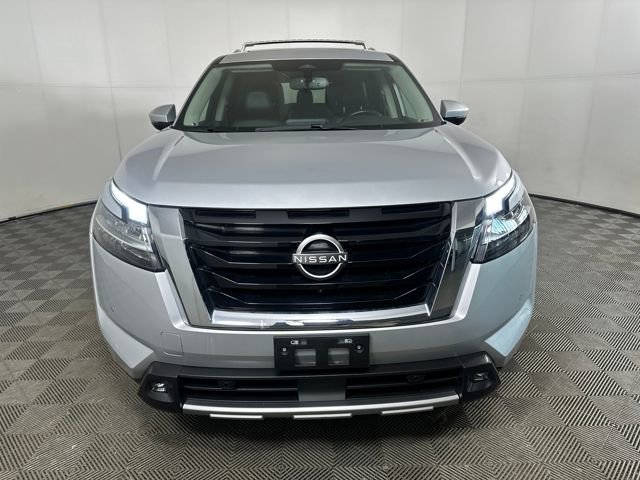 Used 2022 Nissan Pathfinder SL w/ SL Premium Package image 8