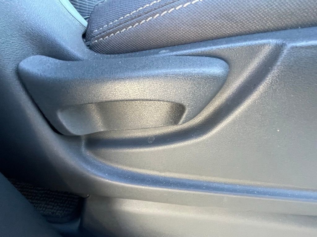 Used 2024 Nissan Titan SV w/ SV Convenience Package image 15