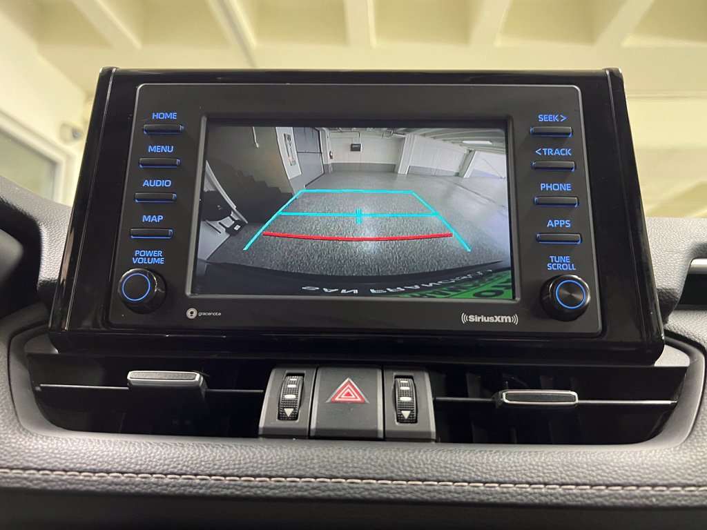 Used 2022 Toyota RAV4 XLE Premium AWD/4WD image 31