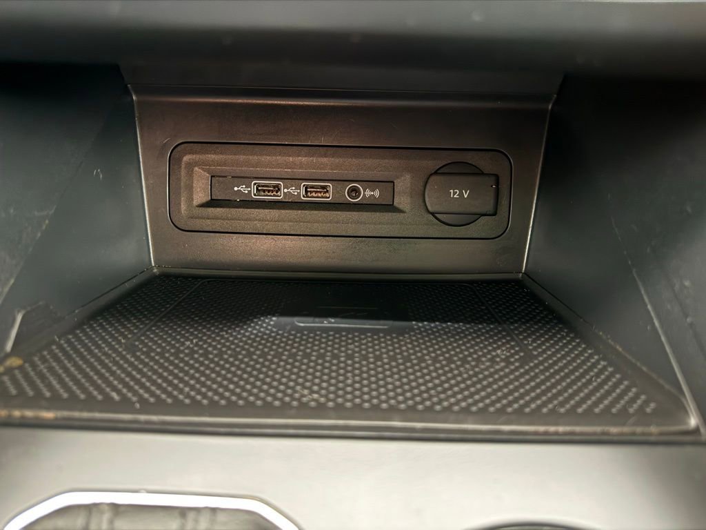 Used 2021 Volkswagen Atlas SE image 39