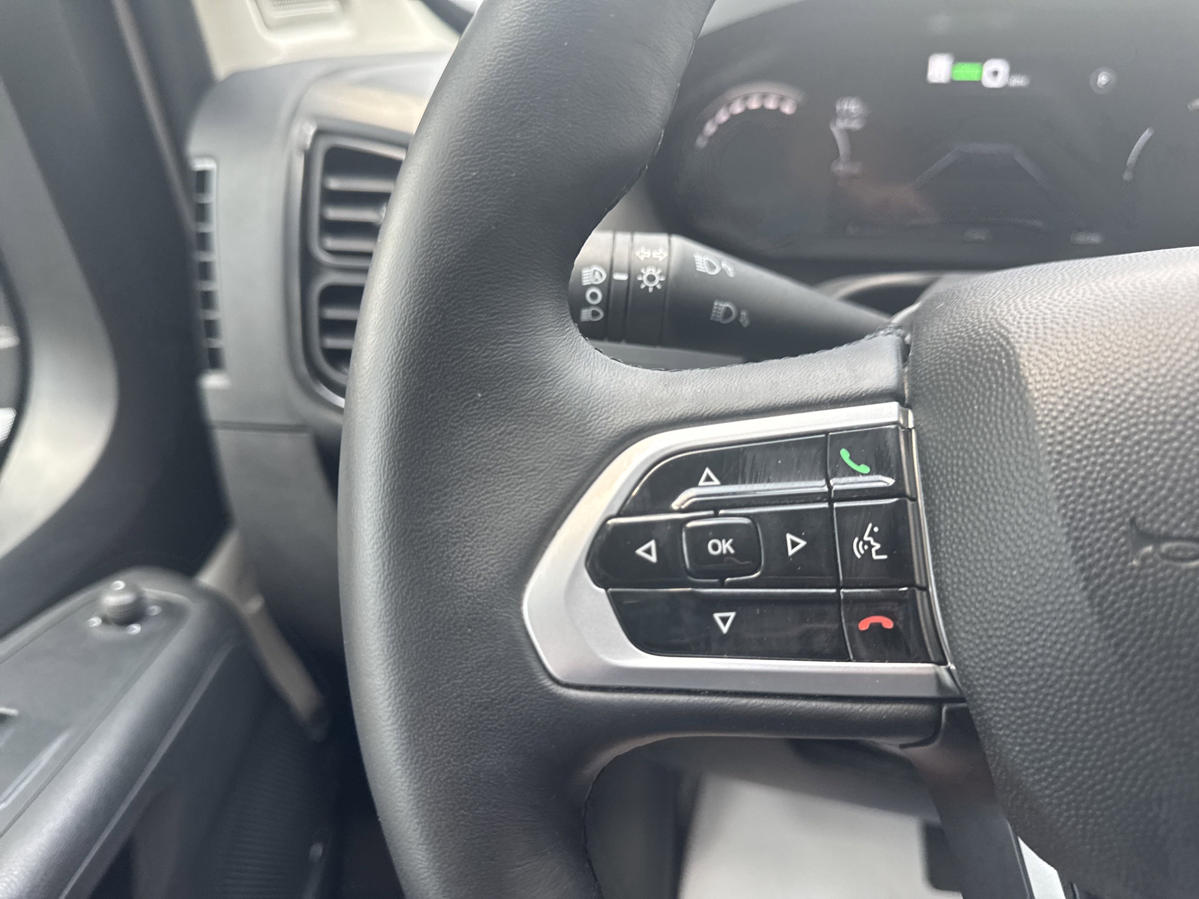 Used 2024 RAM ProMaster 3500 w/ Delivery Van Package image 26