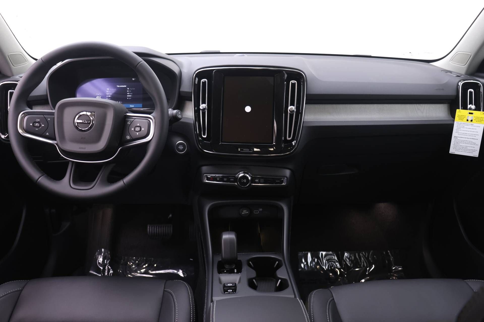 New 2026 Volvo XC40 B5 Core AWD/4WD image 8