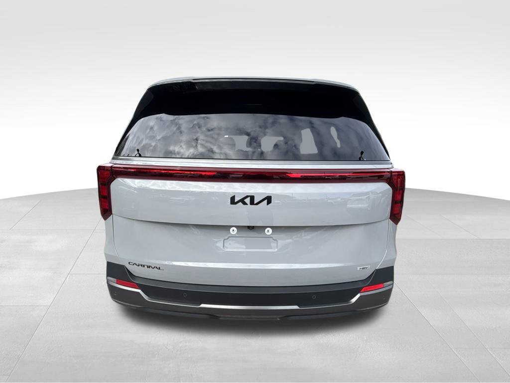 Certified 2026 Kia Carnival SX FWD image 4