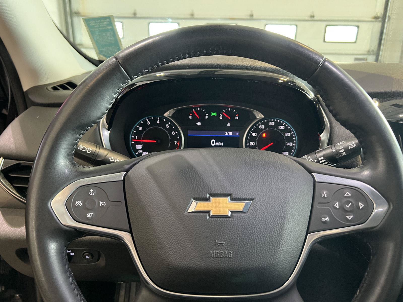 Used 2021 Chevrolet Traverse LT AWD/4WD image 38
