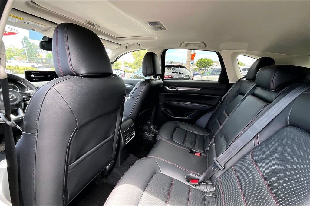 Certified 2025 MAZDA CX-5 Carbon Edition AWD/4WD image 15