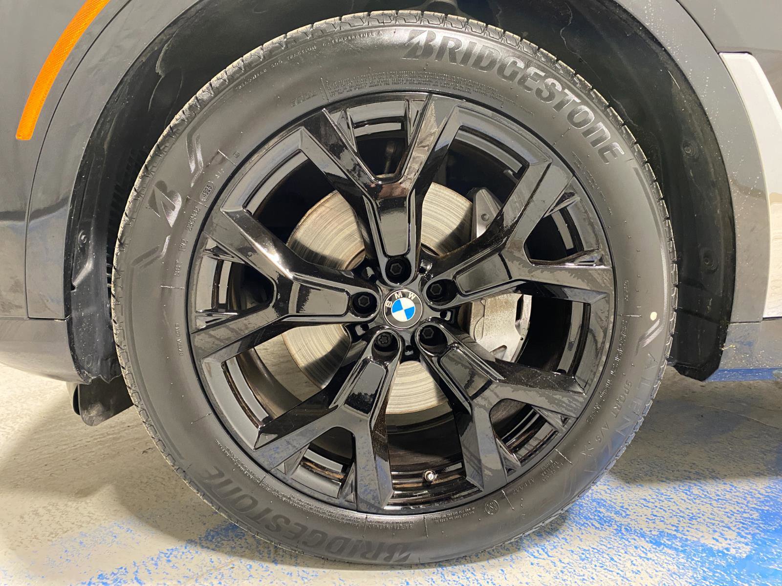 Certified 2023 BMW X7 xDrive40i w/ Parking Assistance Package image 29