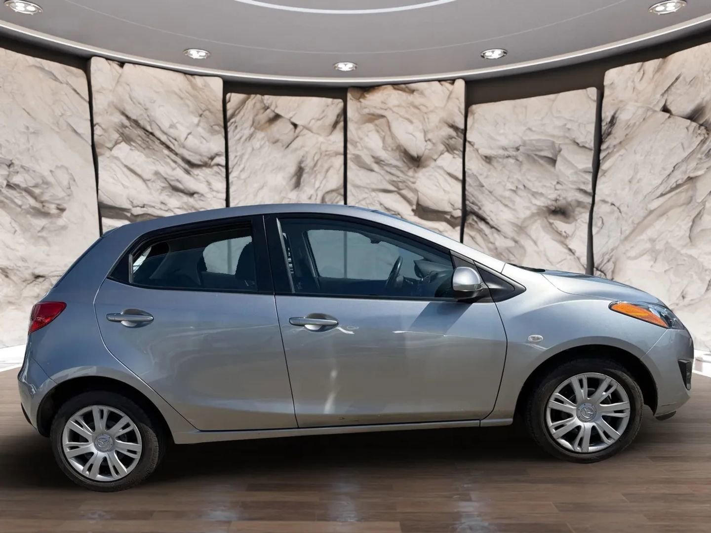 Used 2012 MAZDA MAZDA2 Sport image 2