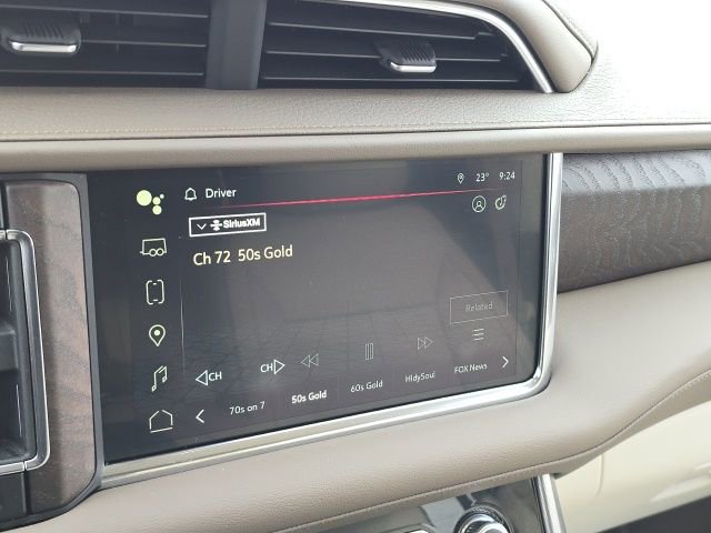 Used 2024 GMC Yukon XL Denali image 16