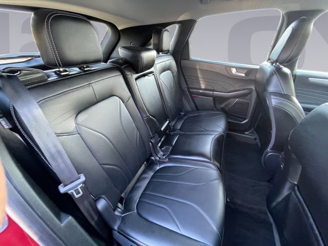 Used 2025 Ford Escape SE w/ PHEV Premium Package image 18