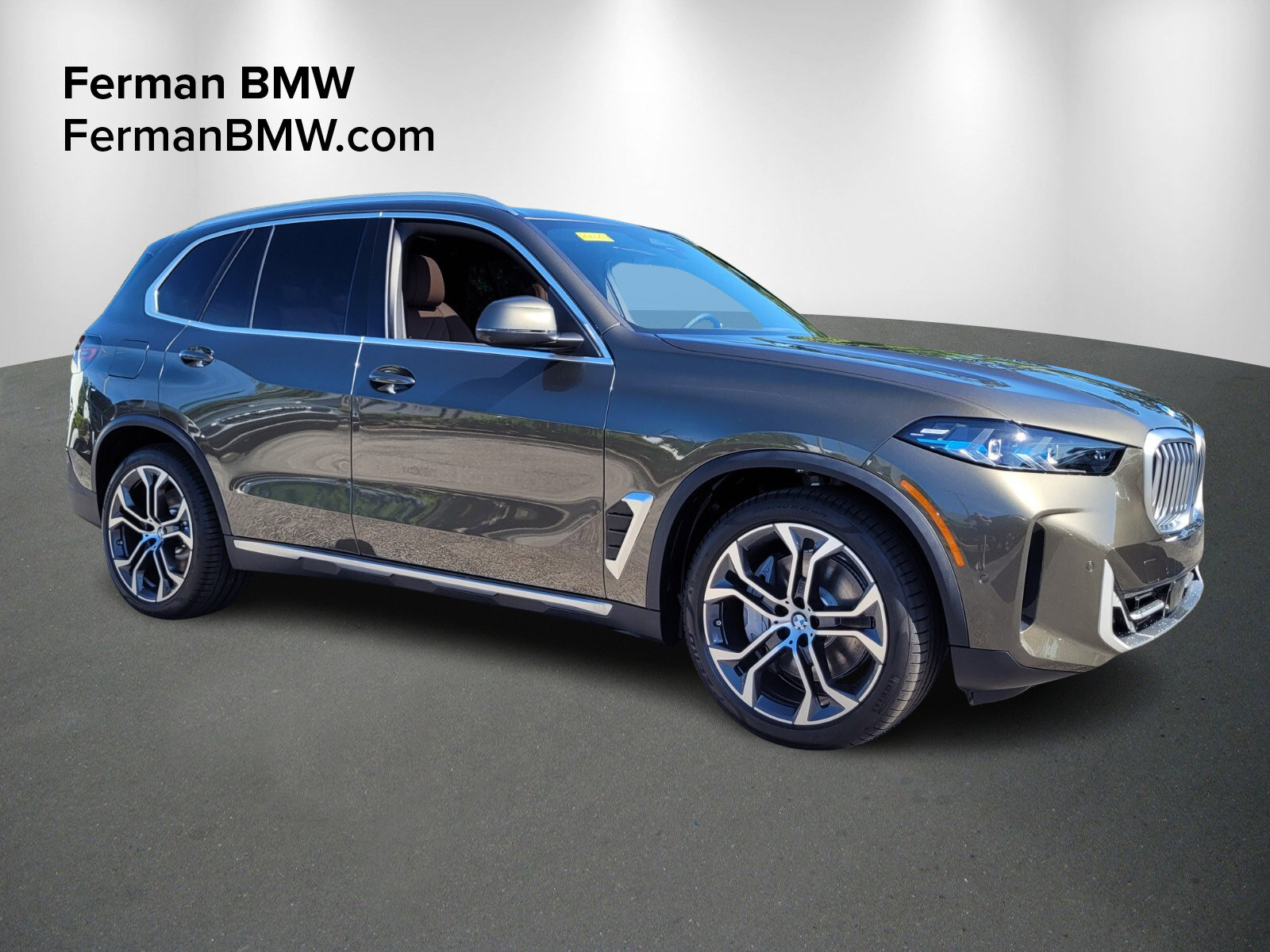 New 2026 BMW X5 xDrive50e w/ Premium Package