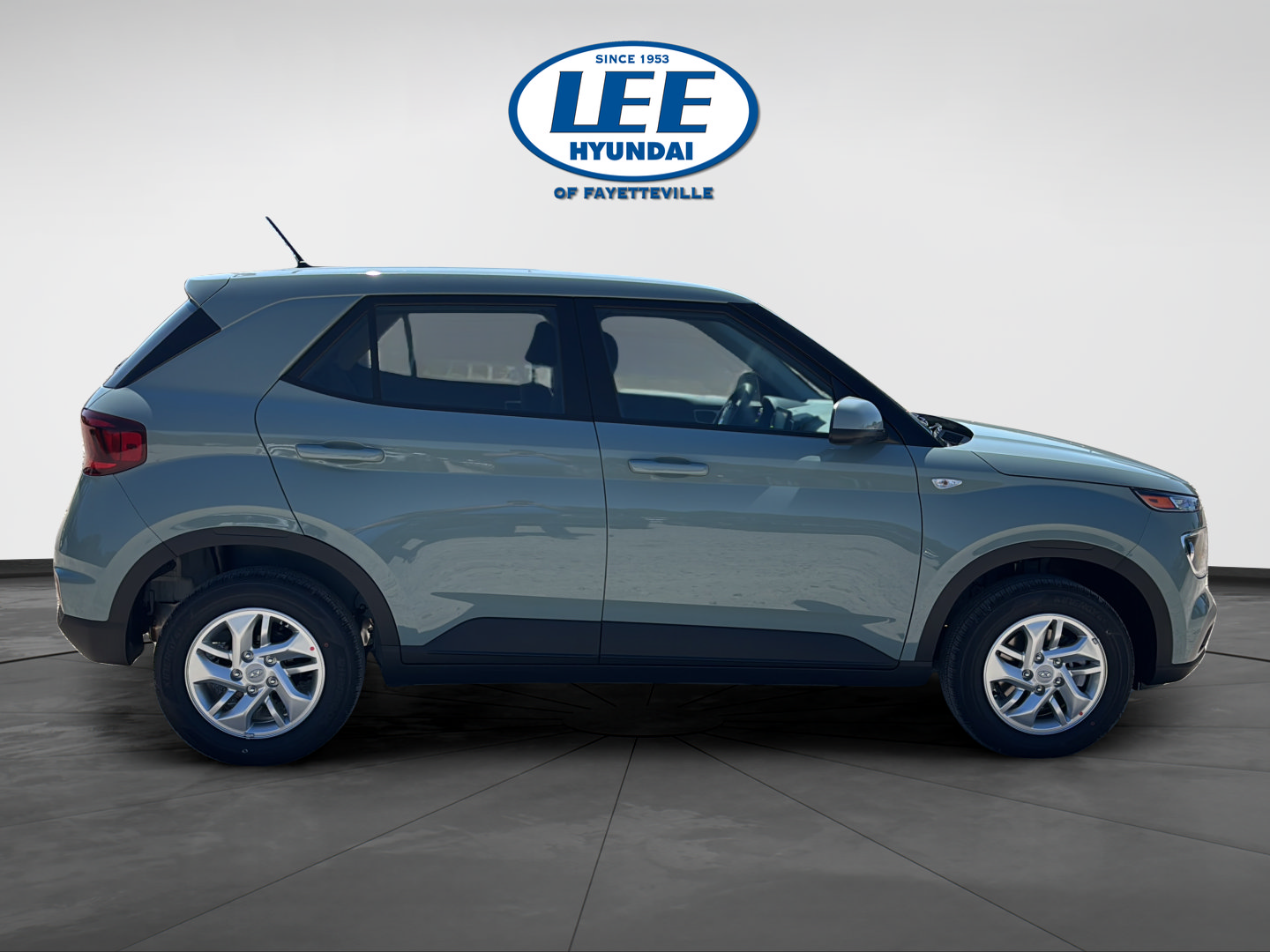 New 2026 Hyundai Venue SE FWD image 2