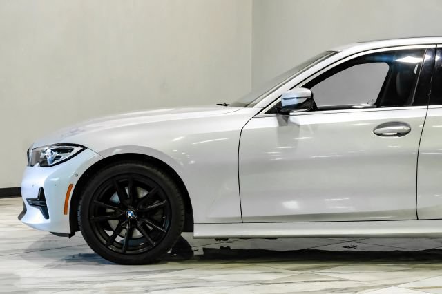 Used 2020 BMW 330i Sedan w/ Convenience Package RWD image 14
