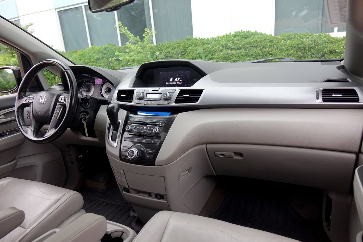 Used 2012 Honda Odyssey Touring image 7