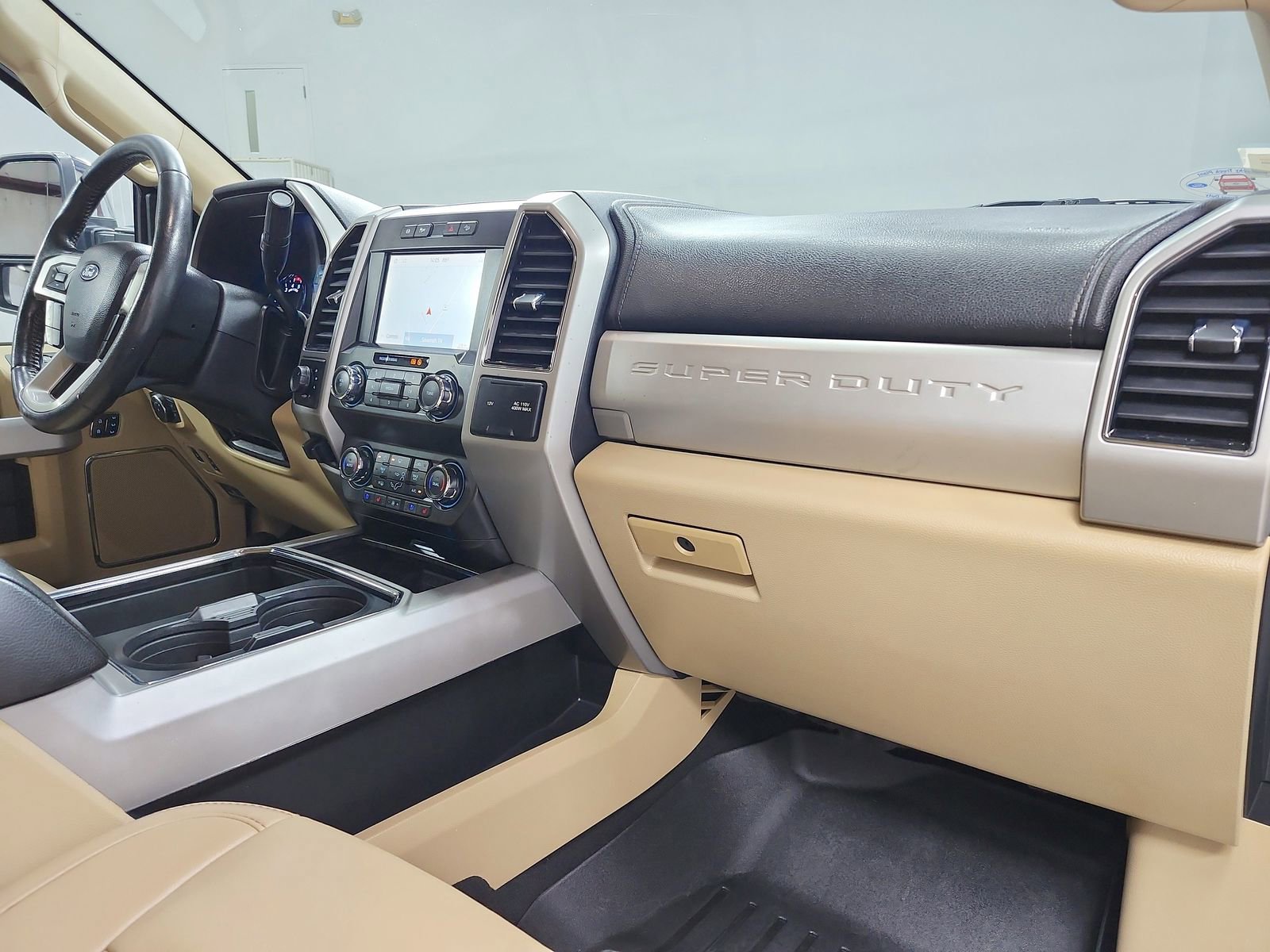 Used 2021 Ford F250 Lariat w/ Lariat Ultimate Package AWD/4WD image 39