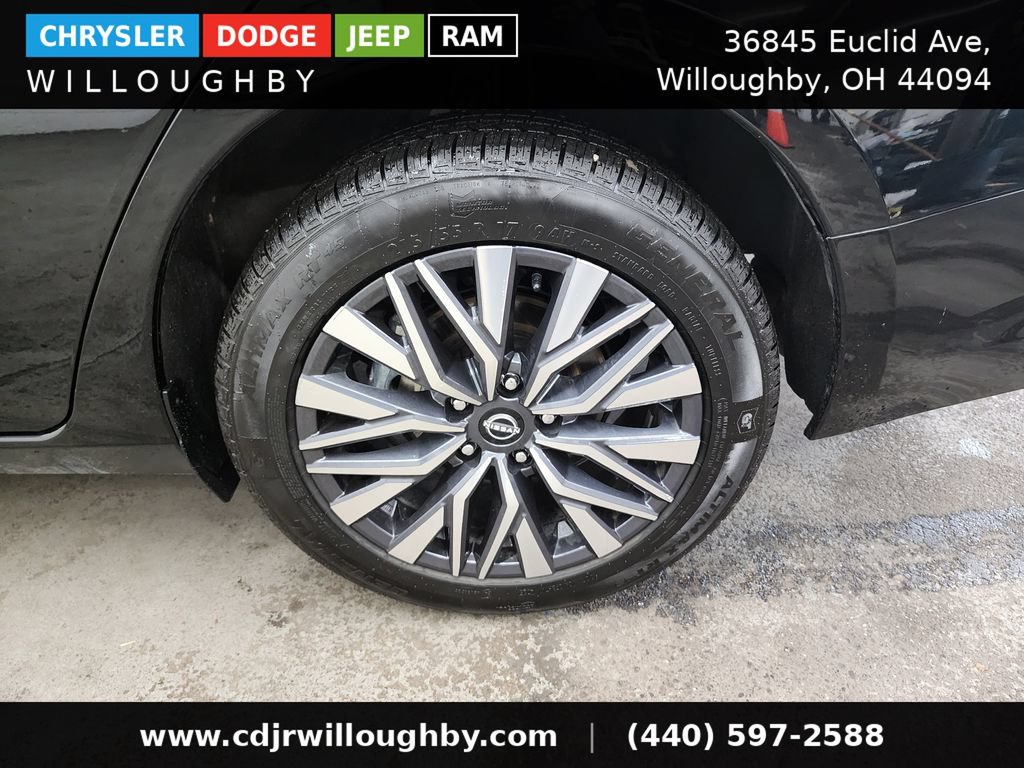 Used 2025 Nissan Altima 2.5 SV AWD/4WD image 40