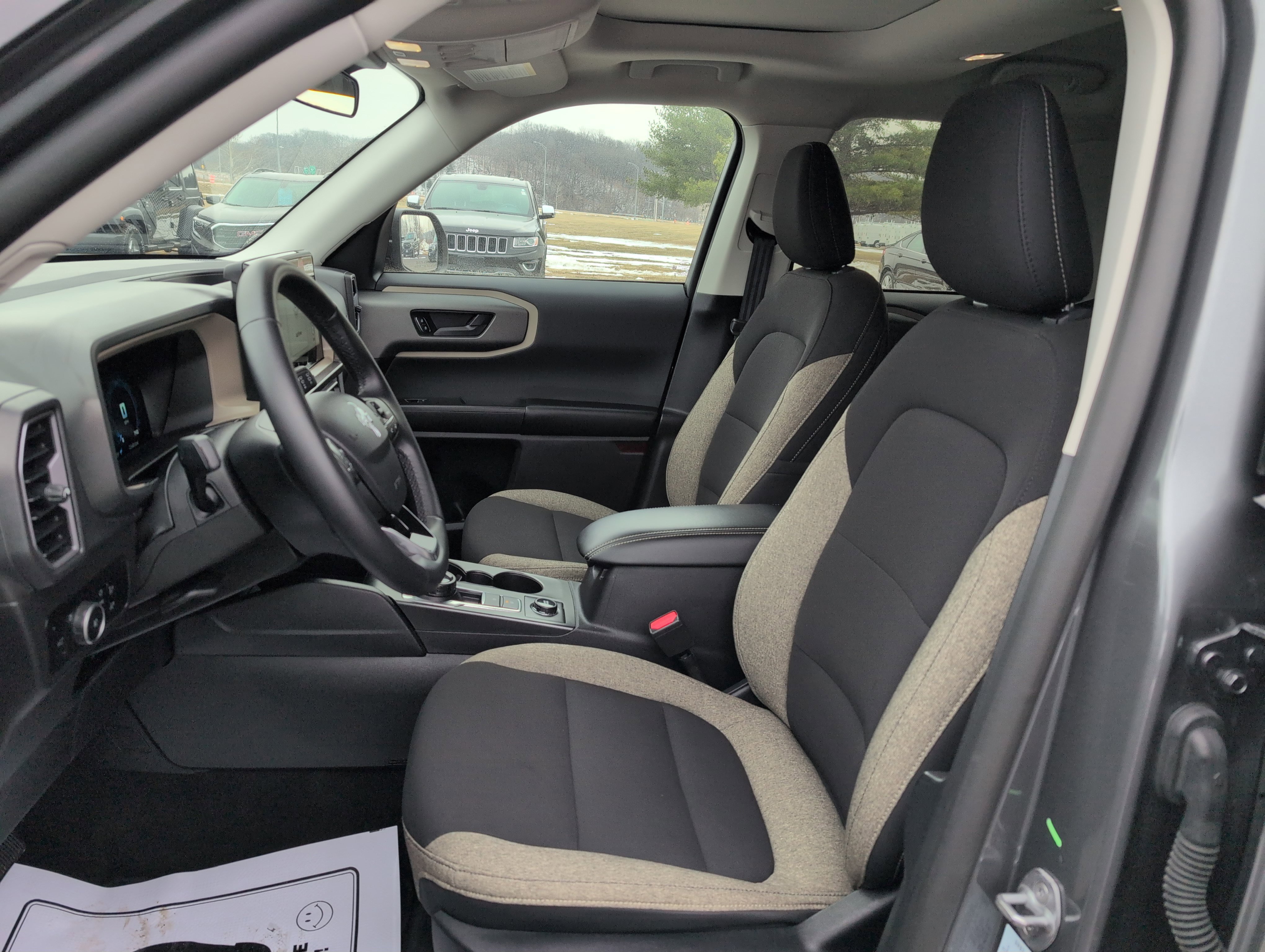 Used 2025 Ford Bronco Sport Big Bend w/ Convenience Package image 13