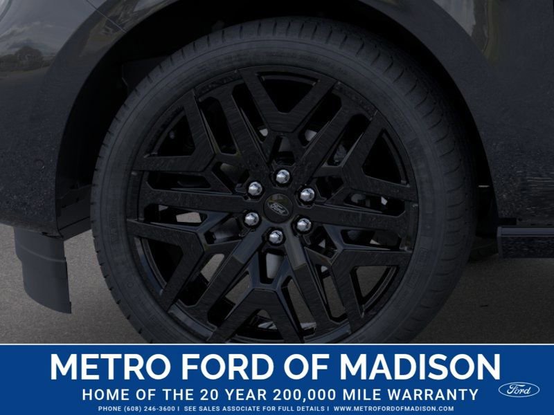 New 2026 Ford Expedition Platinum w/ Stealth Performance Package AWD/4WD image 20