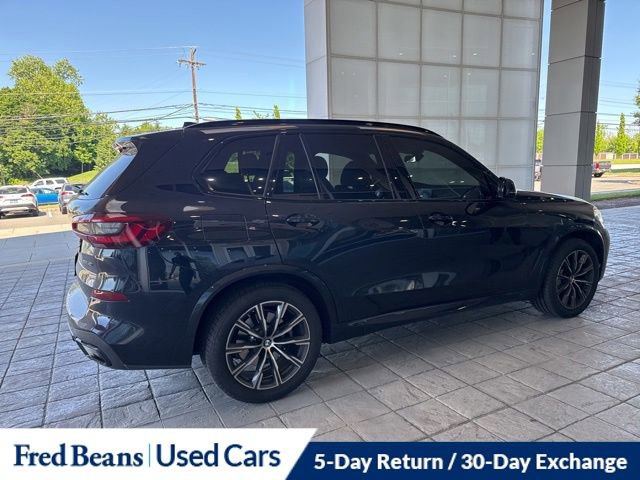 Used 2023 BMW X5 xDrive40i w/ M Sport Package AWD/4WD image 6