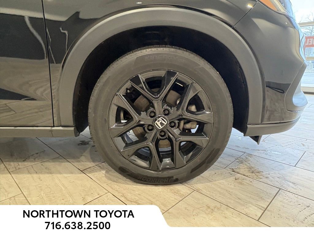 Used 2023 Honda HR-V Sport image 8