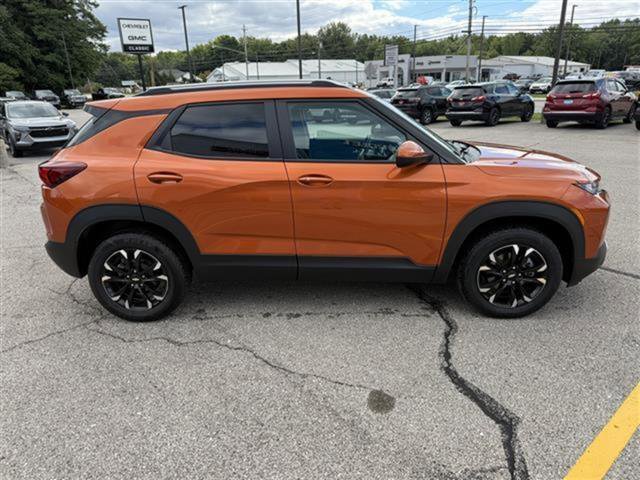 Certified 2022 Chevrolet TrailBlazer LT w/ Convenience Package image 8