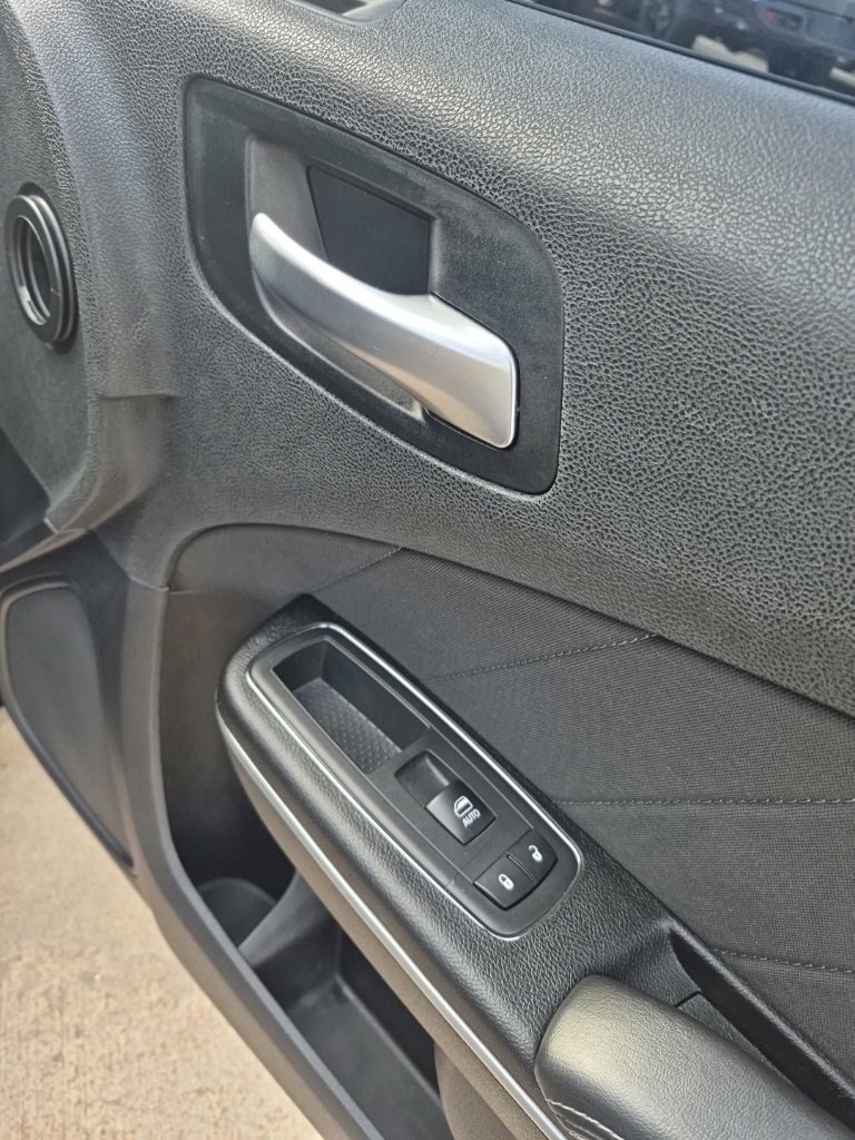 Certified 2018 Dodge Charger SXT Plus image 18