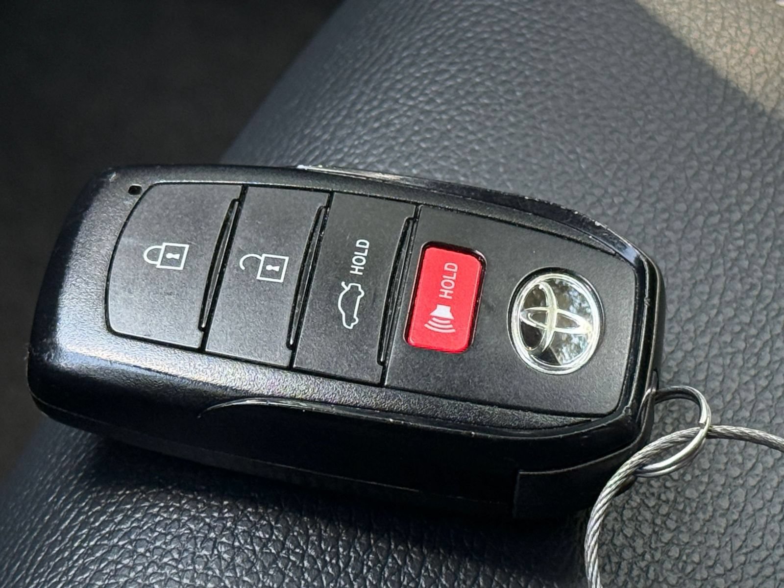 Used 2026 Toyota Camry SE FWD image 21