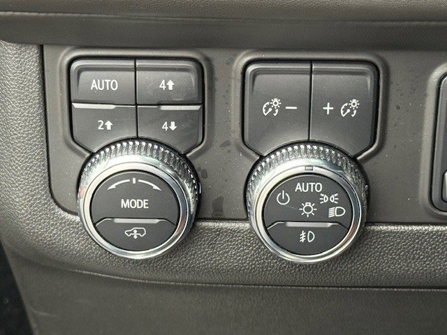 Certified 2024 GMC Yukon XL Denali Ultimate image 45