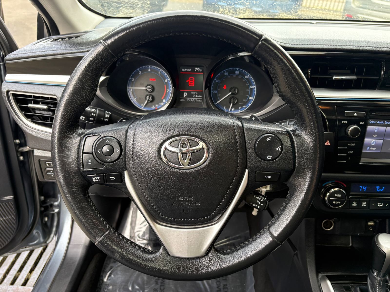 Used 2015 Toyota Corolla S FWD image 29