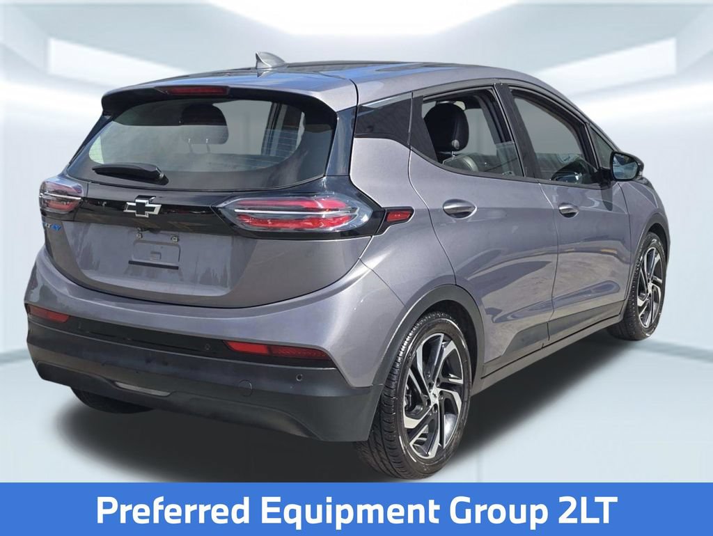 Used 2023 Chevrolet Bolt LT FWD image 2