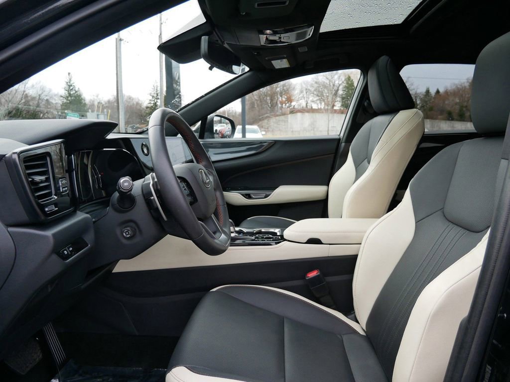 Used 2023 Lexus NX 350 AWD image 8