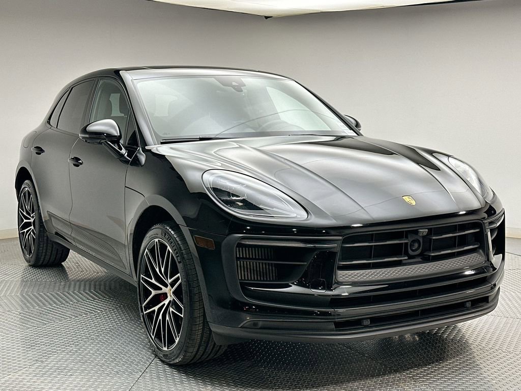 Used 2023 Porsche Macan S image 15